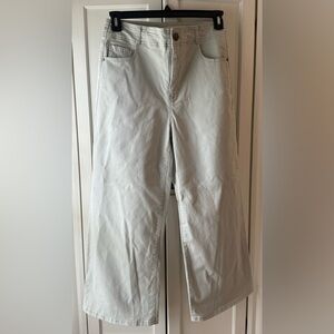 Gloria Vanderbilt Cream Gray Wide Leg Jean Size 6